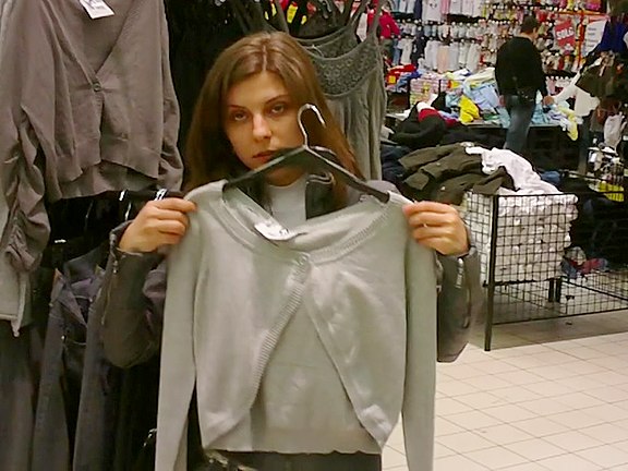 Deepthroat from gf in fitting room