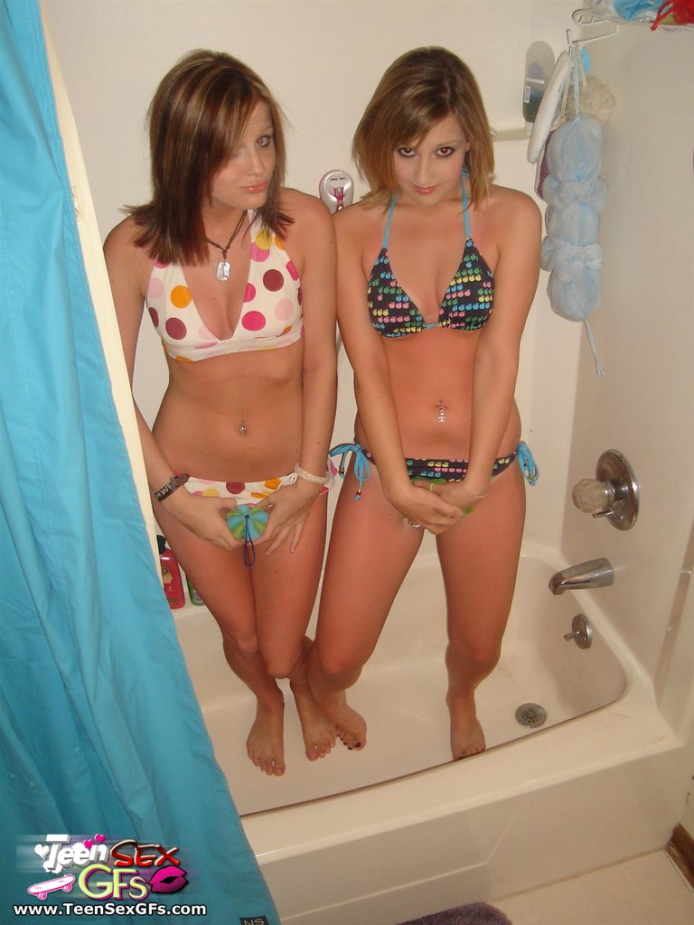 Real Homemade Amateur Bikinis - Hot amateur bikini girls at the beach - Naked Teen Girls